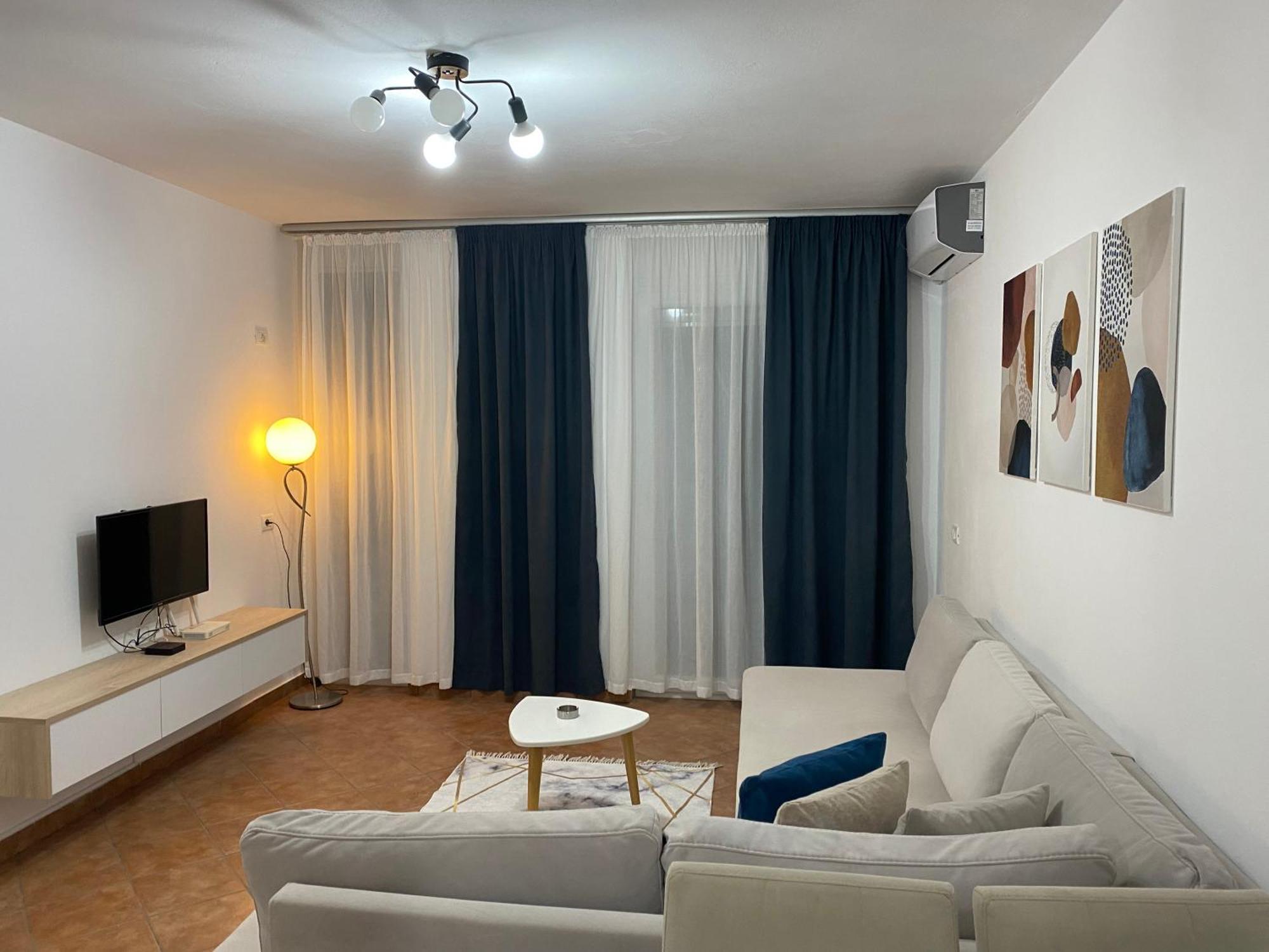 Kenza Apartment Shëngjin Exteriör bild